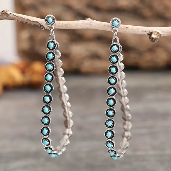 NEW Pair of vintage style BOHO earrings, dangle turquoise earrings, hoop - Picture 2 of 4